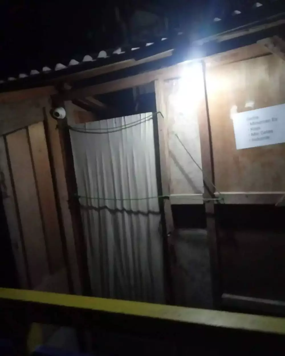 mengamankan benda malah caranya lucu © Instagram