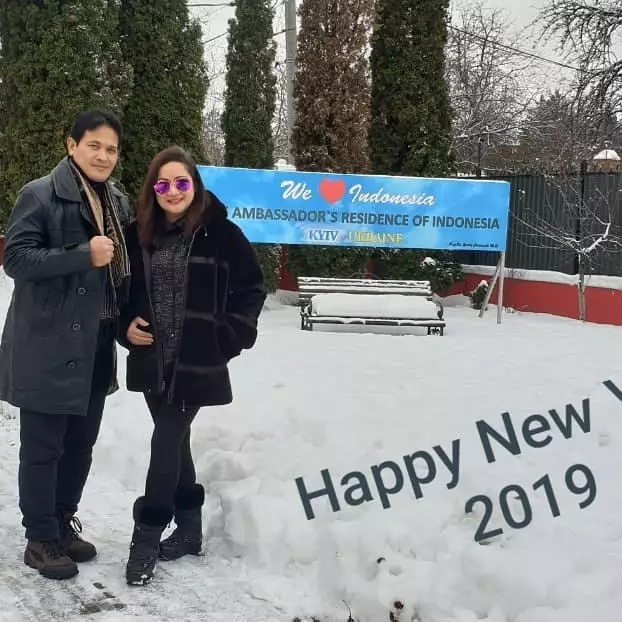 gaya seleb di keseharian stylish © berbagai sumber