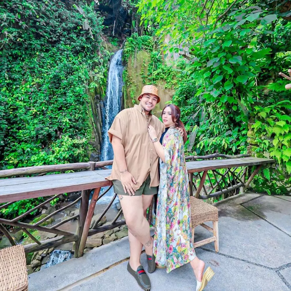 potret persahabatan ivan gunawan dan maharani kemala © instagram potret persahabatan ivan gunawan dan maharani kemala © instagram
