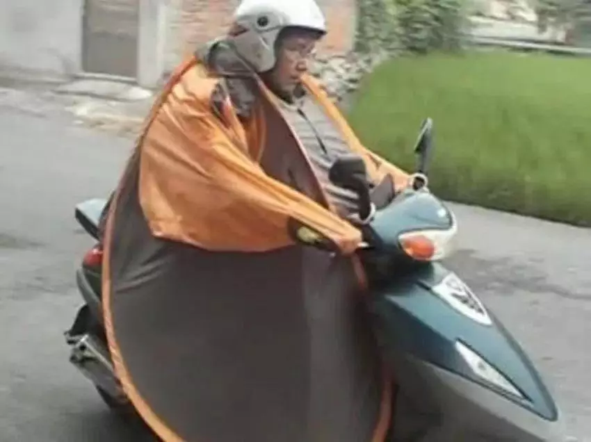 lika-liku pas hujan pernah dialami © Instagram