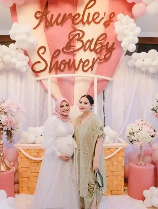 baby shower Aurel Hermansyah Berbagai sumber