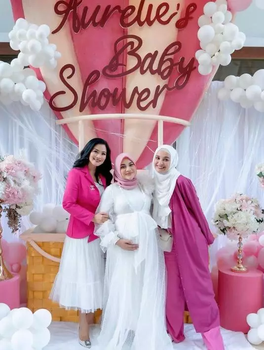 baby shower Aurel Hermansyah Berbagai sumber