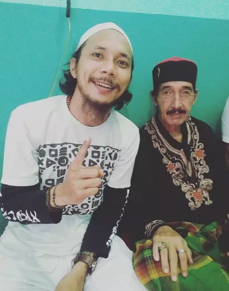 Lama tak muncul, ini 7 kontroversi Norman Kamaru berbagai sumber