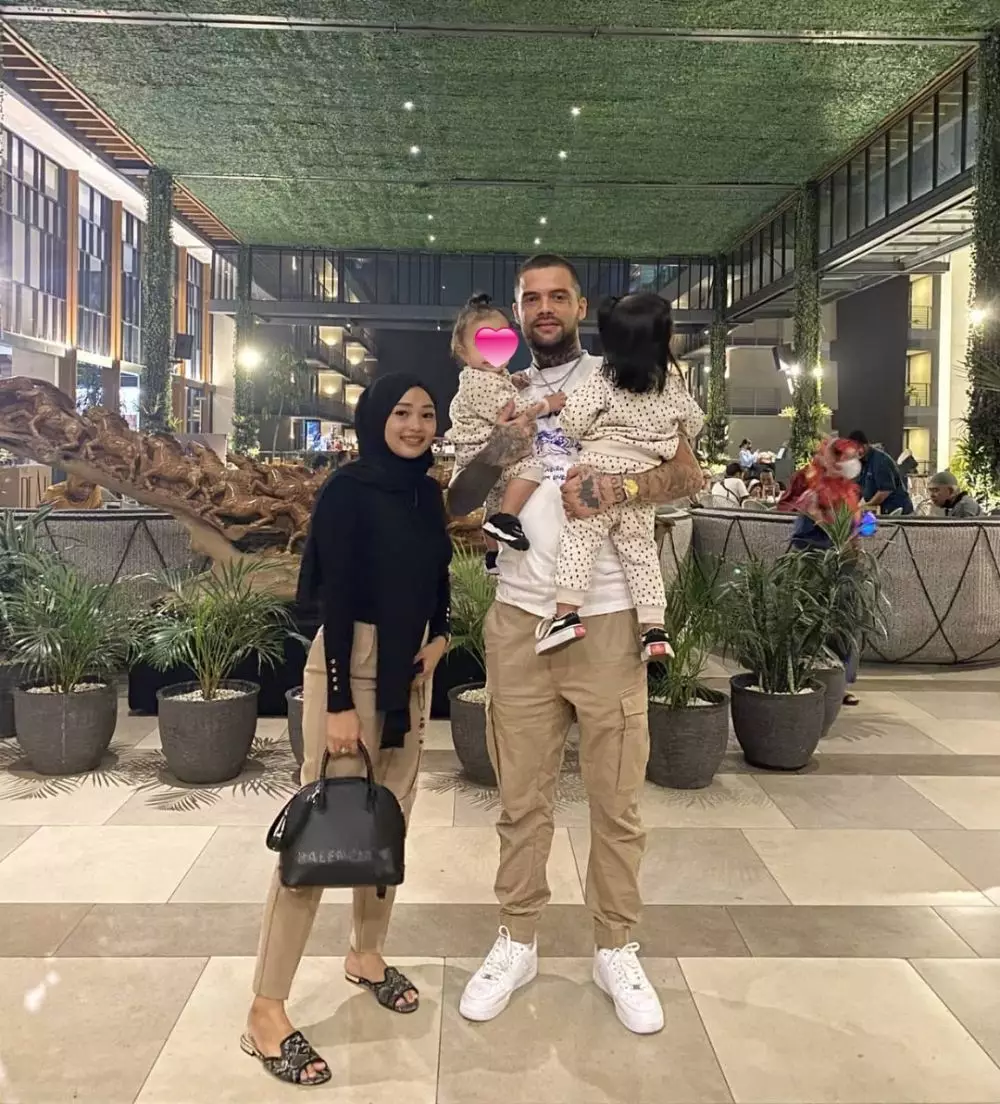 Potret terbaru Diego Michiels bareng istri Instagram