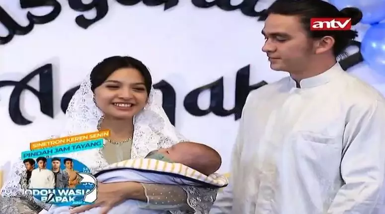 akikah Terpaksa Menikahi Tuan Muda Berbagai sumber