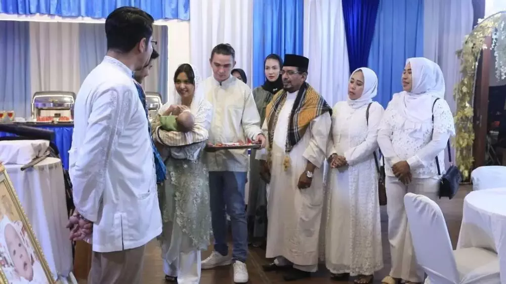 akikah Terpaksa Menikahi Tuan Muda Berbagai sumber