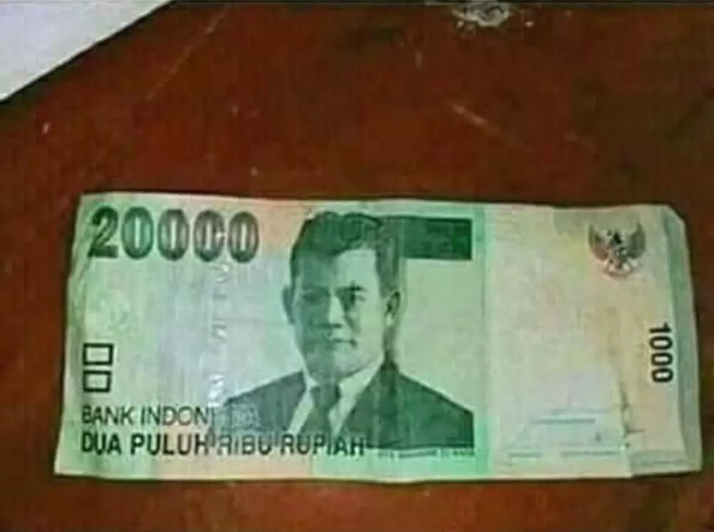 cara orang benerin uang robek lucu © berbagai sumber cara orang benerin uang robek lucu © berbagai sumber