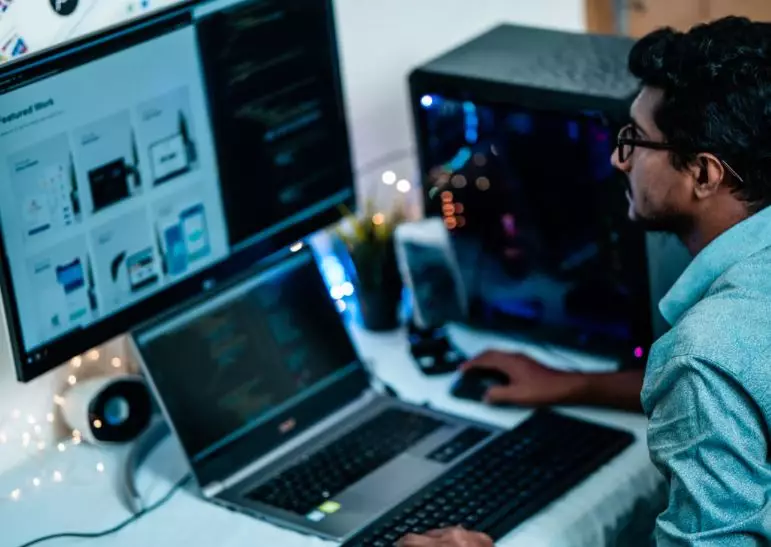 Cara download WhatsApp di PC © 2022 brilio.net