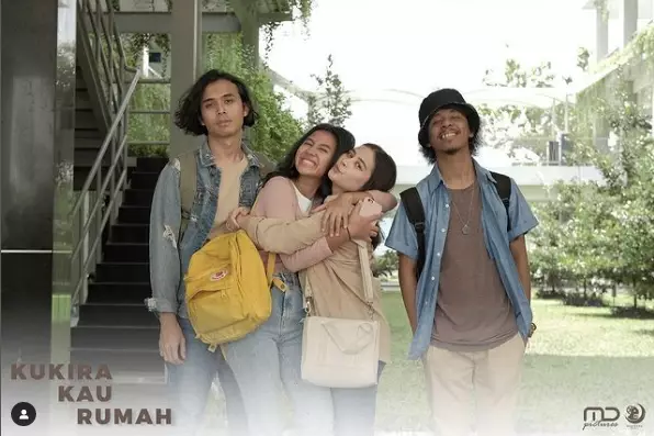 Prilly dan pemain Ku Kira Kau Rumah Instagram