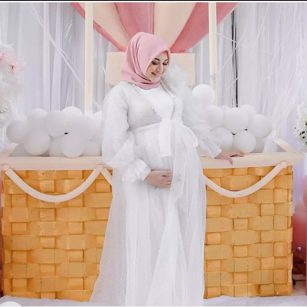 Belum lahir, kado Titi Kamal untuk baby Aurel Hermansyah bikin syok