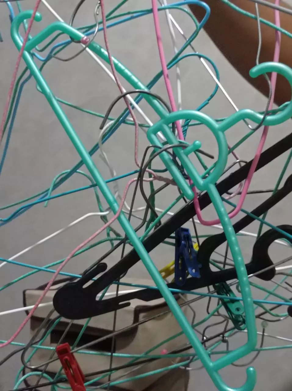 benda kusut bikin ruwet © berbagai sumber benda kusut bikin ruwet © berbagai sumber