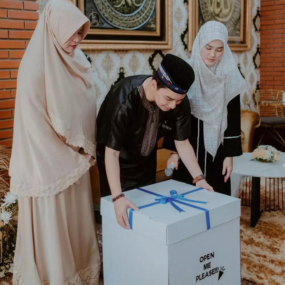 potret ulang tahun alvin faiz © instagram