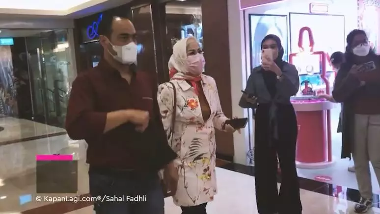 Venna Melinda belanja seserahan Berbagai sumber