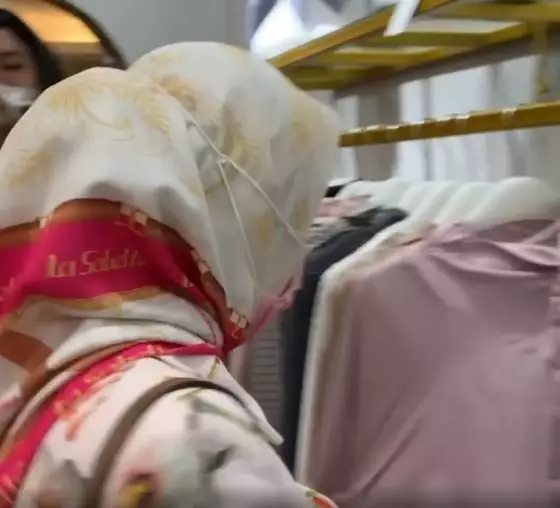 Venna Melinda belanja seserahan Berbagai sumber