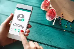 Beda aplikasi Getcontact versi biasa dan premium serta 4 kelebihannya