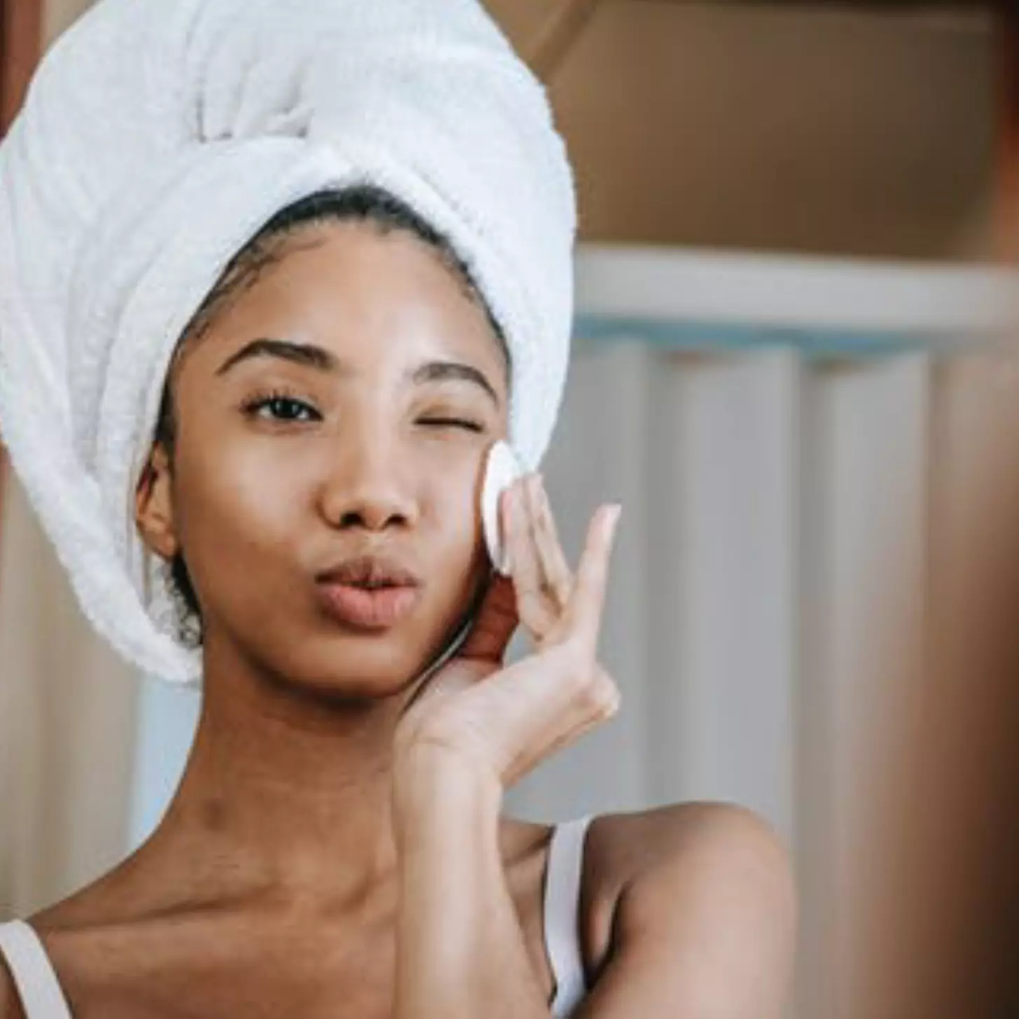 9 Kandungan serum Hanasui pink, bantu atasi masalah jerawat