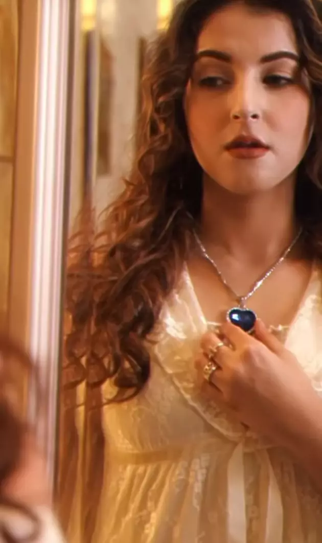 Tasya Farasya tiru dandanan ala Rose © Instagram