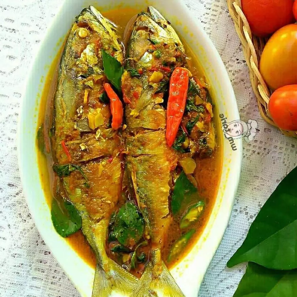 Resep ikan bumbu kuning kemangi, enak, mudah, dan bikin lahap makan