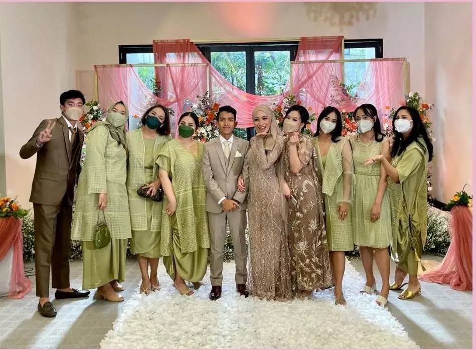 potret nagita slavina di pernikahan sepupu © berbagai sumber potret nagita slavina di pernikahan sepupu © berbagai sumber