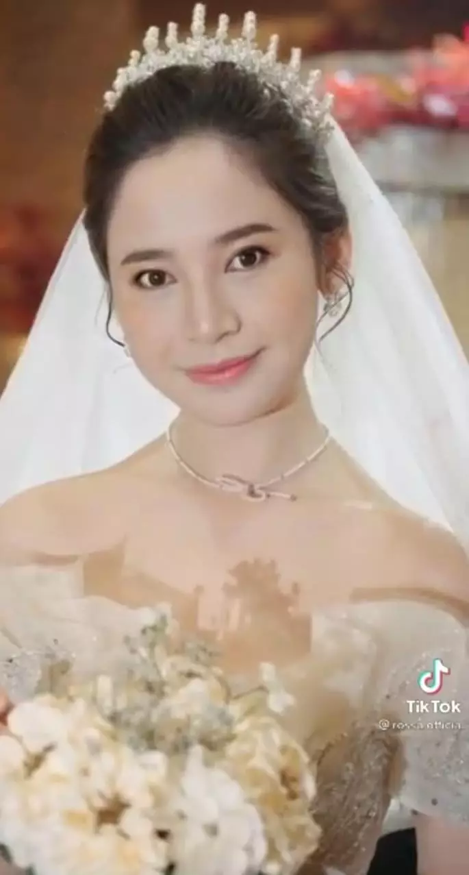 editan foto rossa menikah dengan jang ki-yong © TikTok
