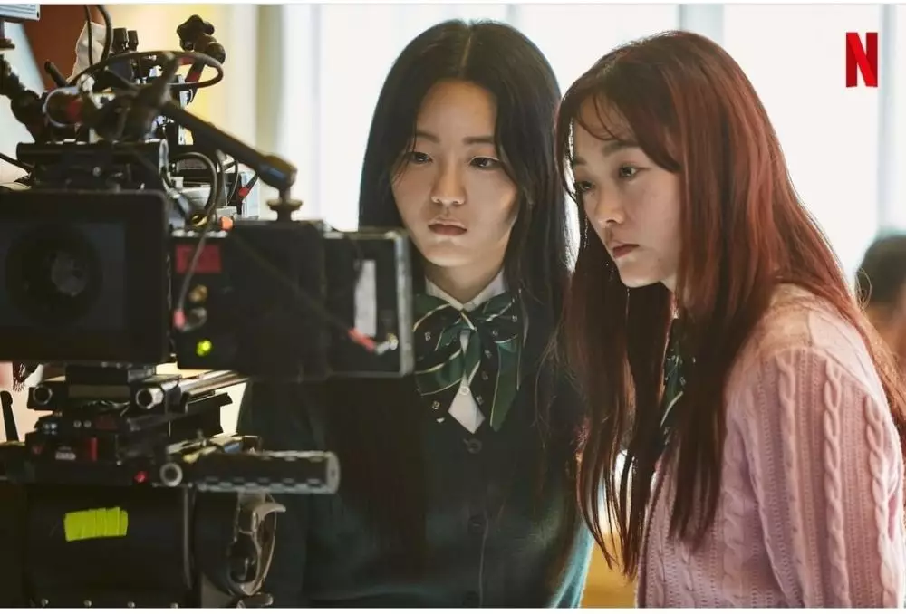 All of Us Are Dead di balik layar © 2022 berbagai sumber