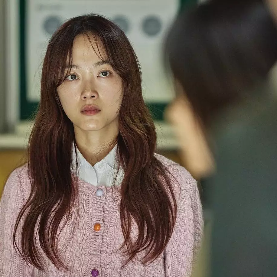 9 Drama Korea Lee Yoo-Mi, jadi remaja nyebelin di All of Us Are Dead