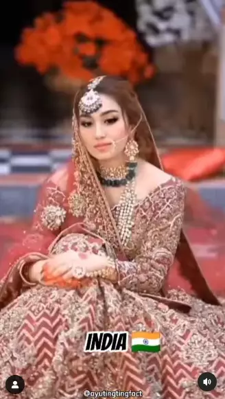 Editan foto Ayu Ting Ting versi berbagai negara © Instagram Editan foto Ayu Ting Ting versi berbagai negara © Instagram