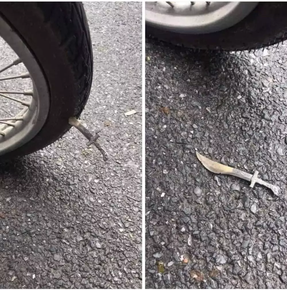 penampakan di tengah jalan lucu © berbagai sumber penampakan di tengah jalan lucu © berbagai sumber