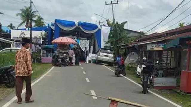 penampakan di tengah jalan lucu © berbagai sumber penampakan di tengah jalan lucu © berbagai sumber