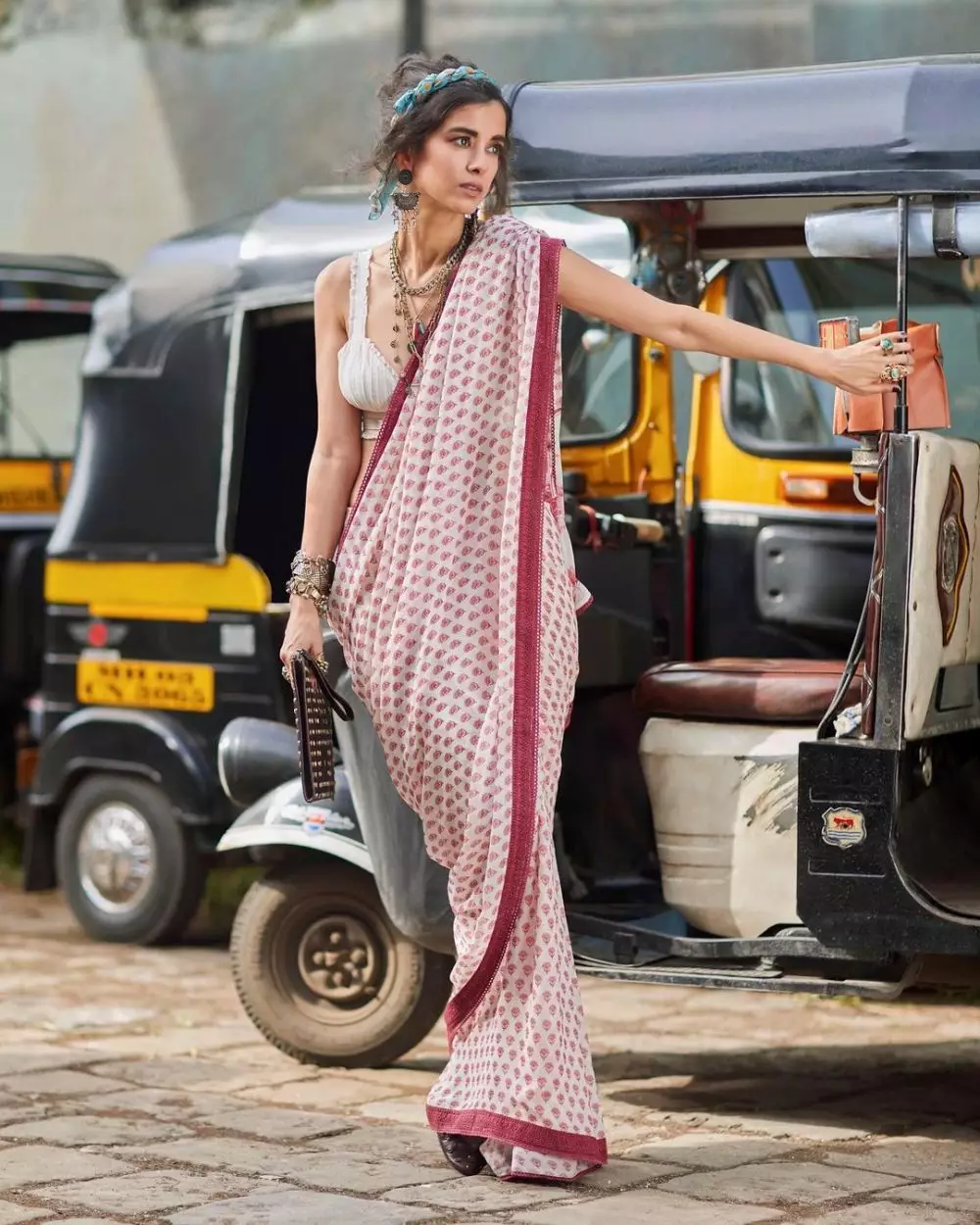 Saba Azad kencan Hrithik Roshan © Instagram