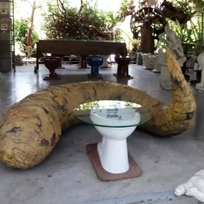 desain nyeleneh sofa rumah © berbagai sumber