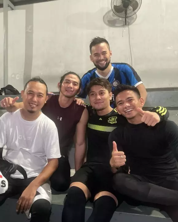 pertemuan Rizki DA dan Rizky Billar Berbagai sumber