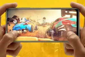 7 Rekomendasi HP Rp 2 jutaan, libas game berat dengan mudah