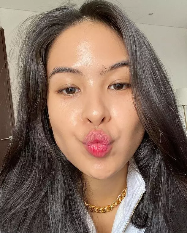 Potret natural Maudy Ayunda tanpa makeup © Instagram Potret natural Maudy Ayunda tanpa makeup © Instagram