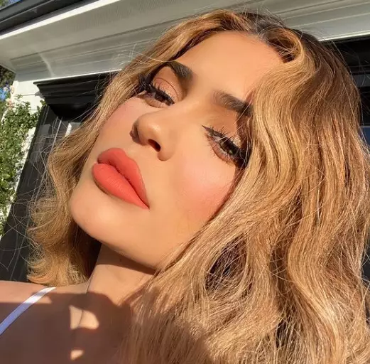 Rahasia kecantikan Kylie Jenner Instagram Rahasia kecantikan Kylie Jenner Instagram
