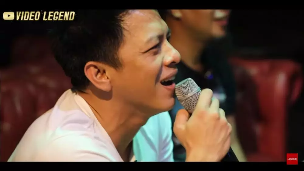 Momen karaokean Ariel dan Ahmad Dhani © berbagai sumber