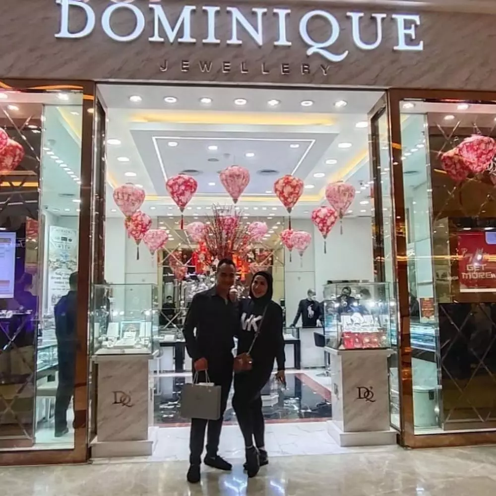 Venna Melinda dan Ferry Irawan beli cincin Berbagai sumber