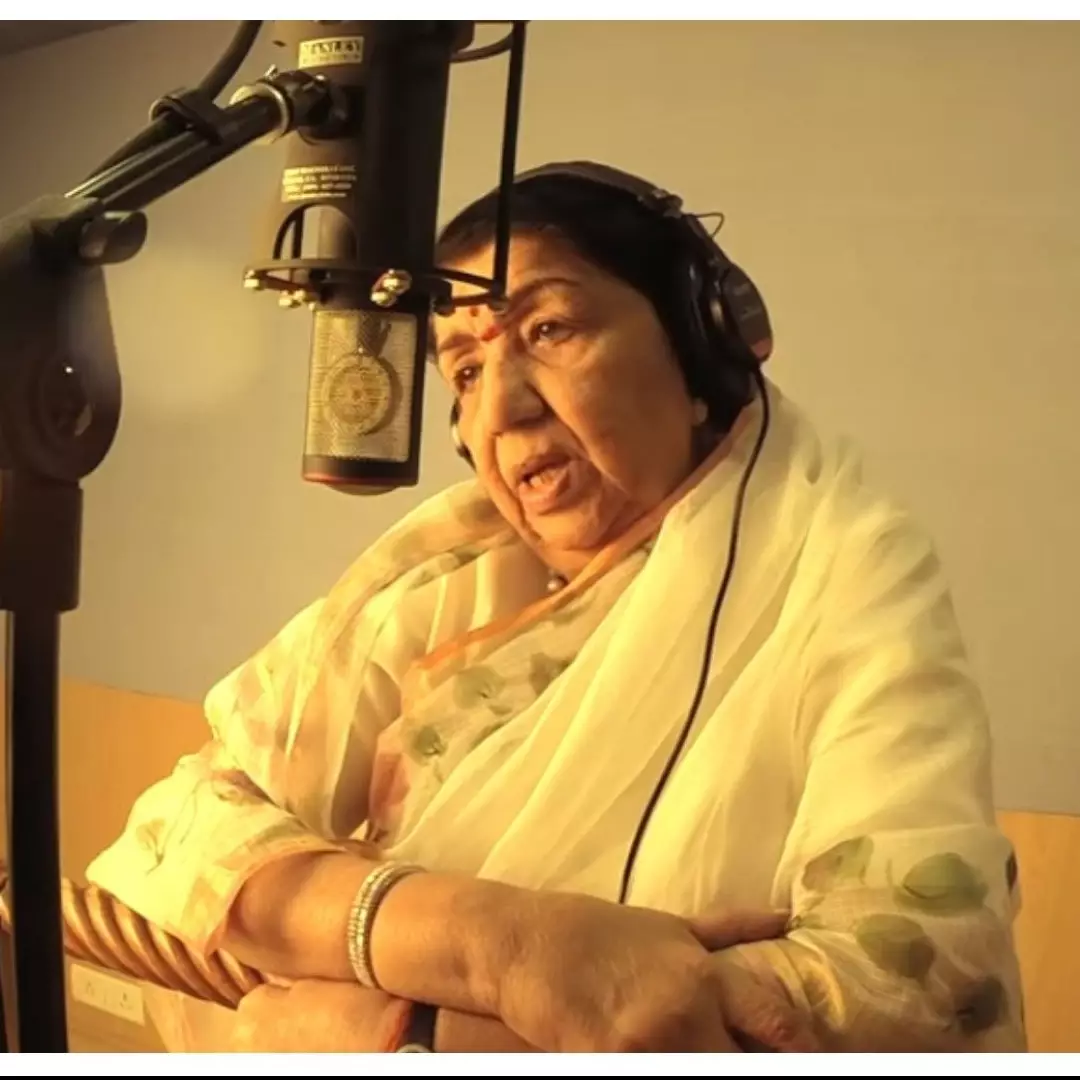 Mengenang Lata Mangeshkar, ini 7 aksinya yang selalu dirindukan