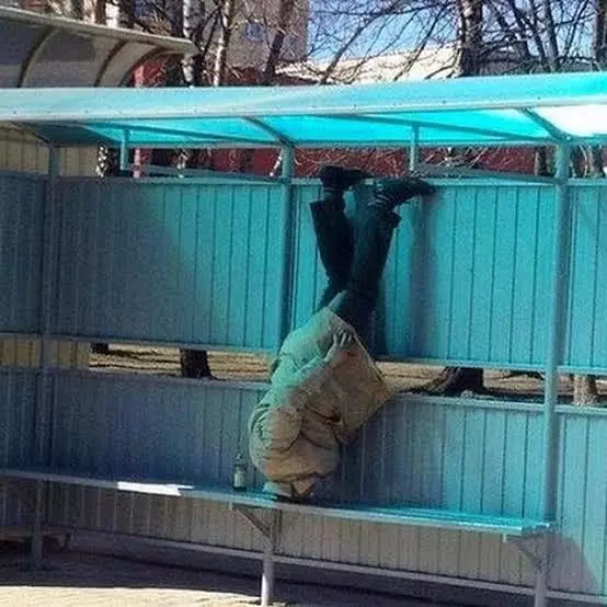 tempat buat nyantai lucu abis © berbagai sumber