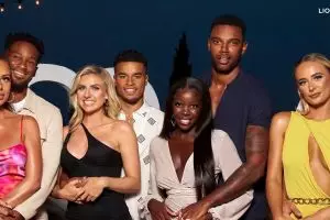 12 Film & serial drama ini bisa menemani kamu merayakan bulan cinta