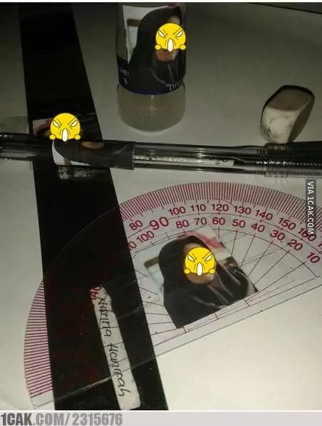 tulisan lucu buat amanin barang © berbagai sumber tulisan lucu buat amanin barang © berbagai sumber