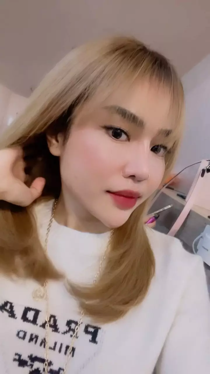 Penampilan terbaru Medina Zein usai lepas hijab Instagram