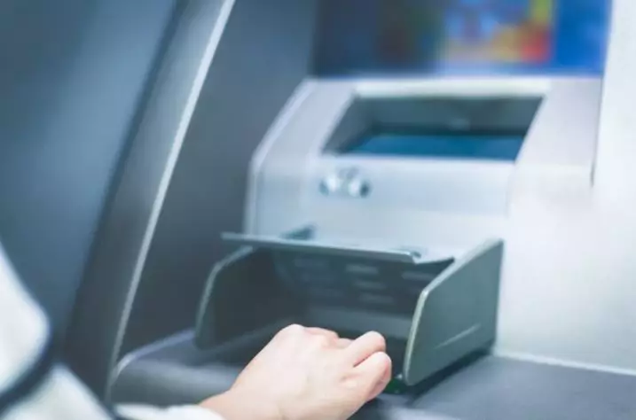 Cara cek saldo BNI di ATM dan online  © 2022 berbagai sumber 