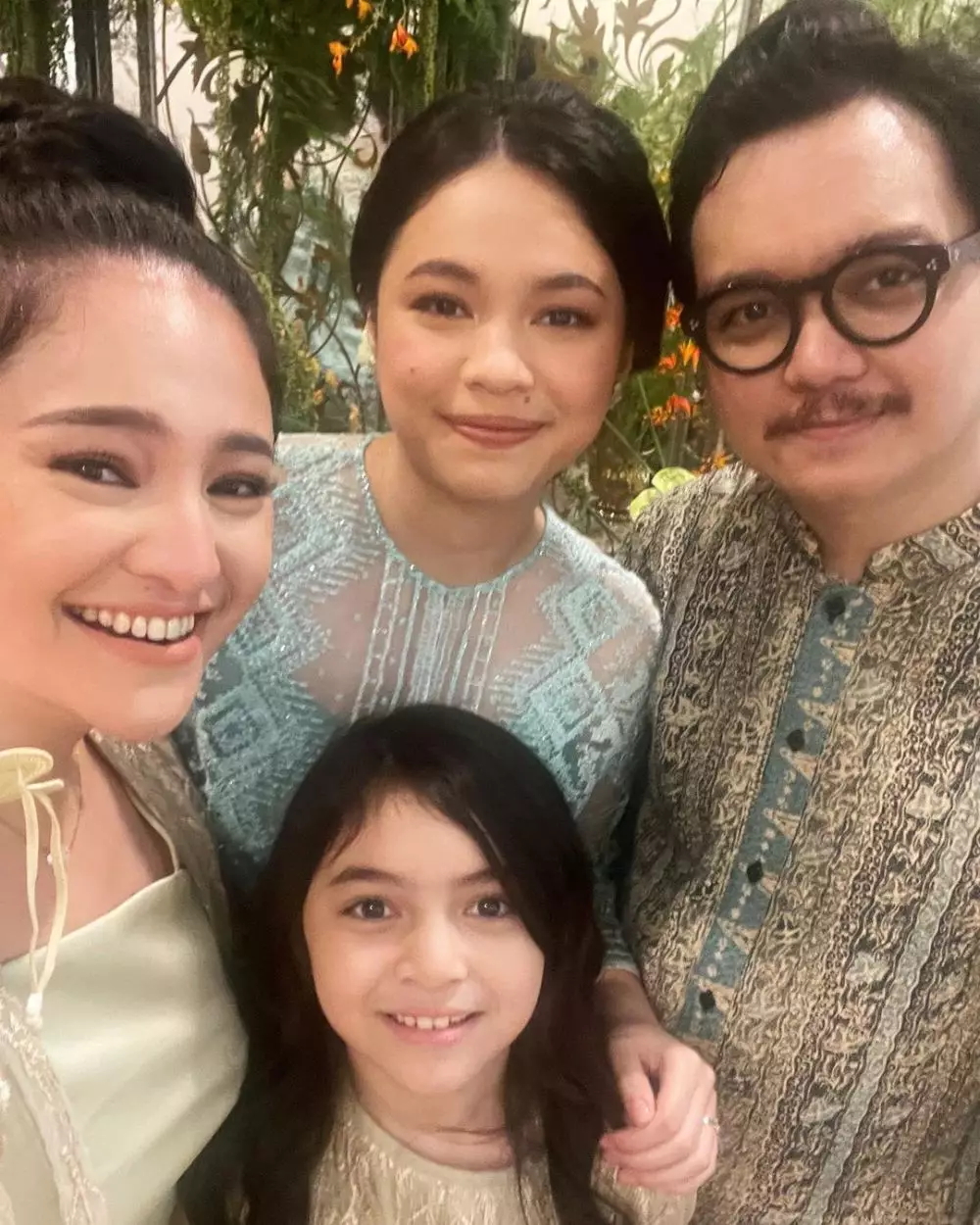 momen lamaran adik marshanda © instagram momen lamaran adik marshanda © instagram