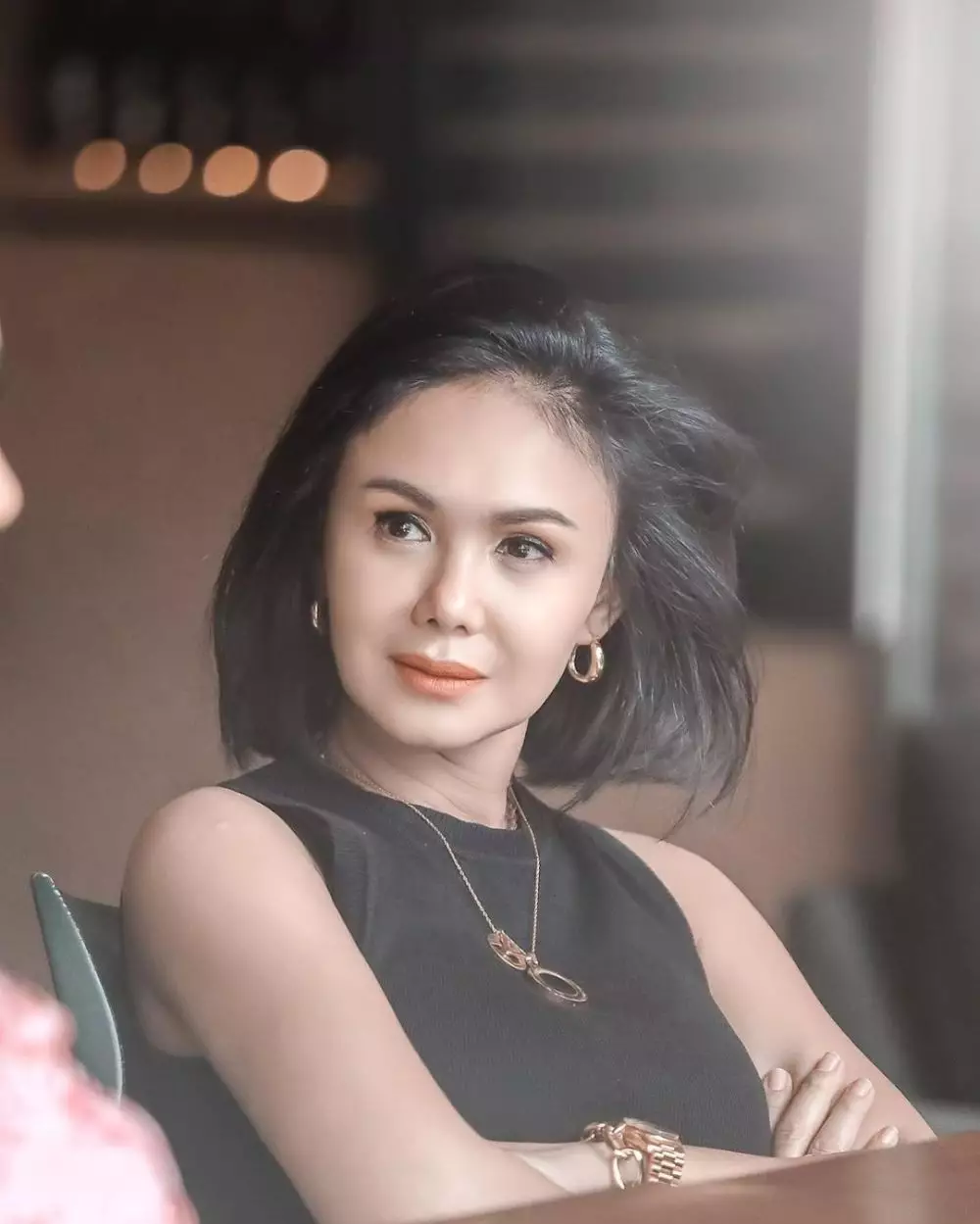 penyanyi berambut pendek Instagram