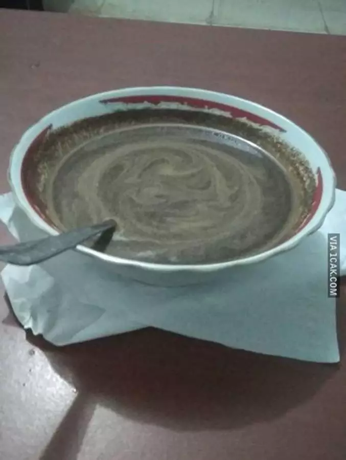 momen orang ngopi lucu tingkahnya © 1cak.com momen orang ngopi lucu tingkahnya © 1cak.com