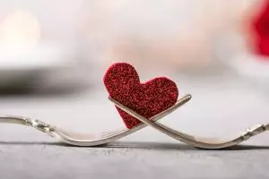 Ketahui menu dinner Valentine yang cocok sesuai zodiakmu di tes ini