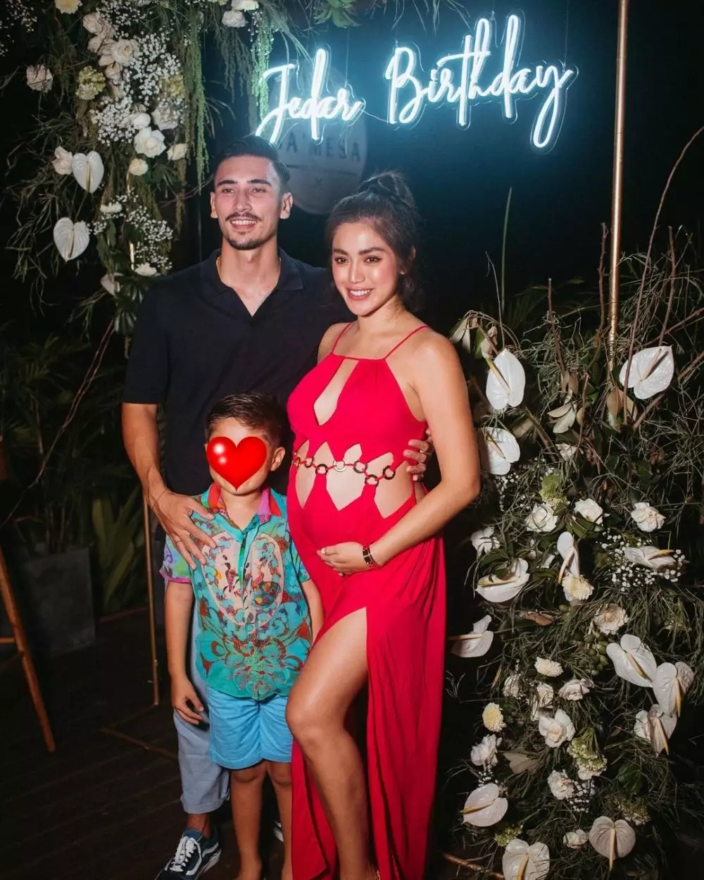 Jessica Iskandar baby bump © Instagram