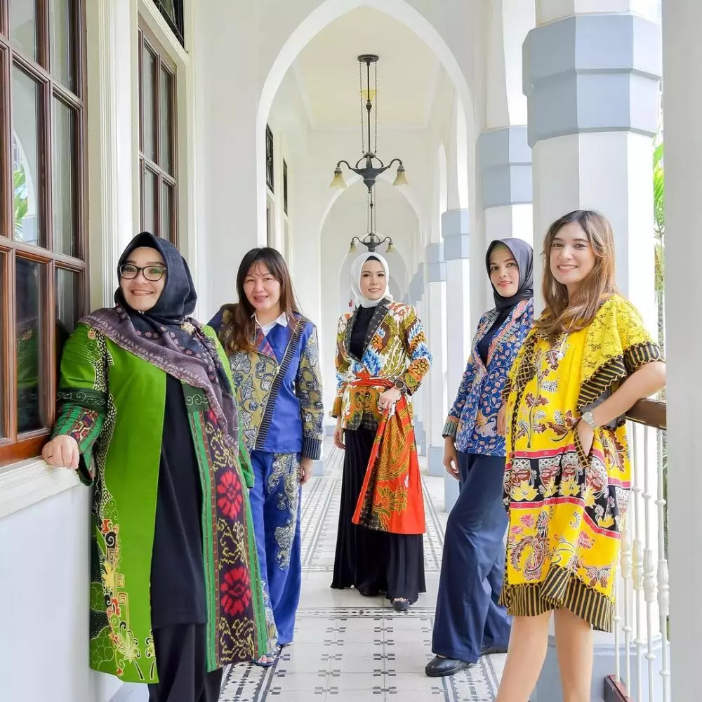 pesona Briptu Eka tunjukkan baby bump Instagram