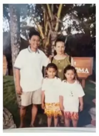 foto ibu kandung Vanessa Angel Berbagai sumber